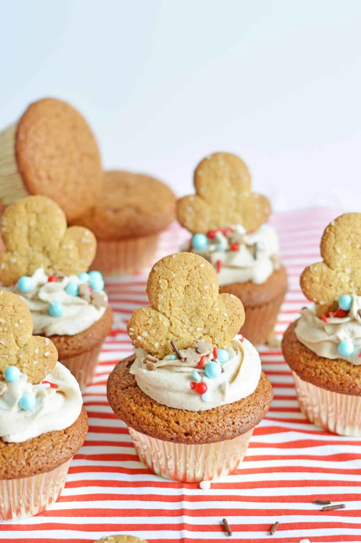 Gingerbread Man Cupcakes