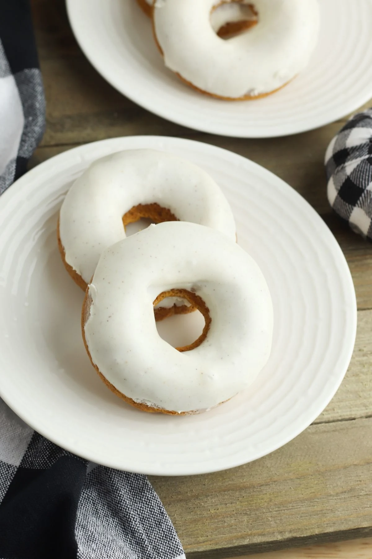 Pumpkin Spice Donuts
