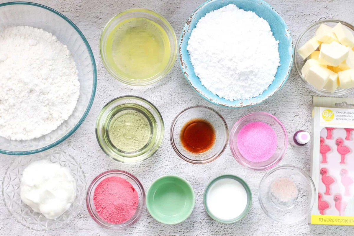 Strawberries and Cream Cupcakes