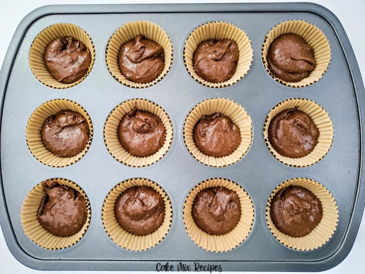 Chocolate Root Beer Cupcakes