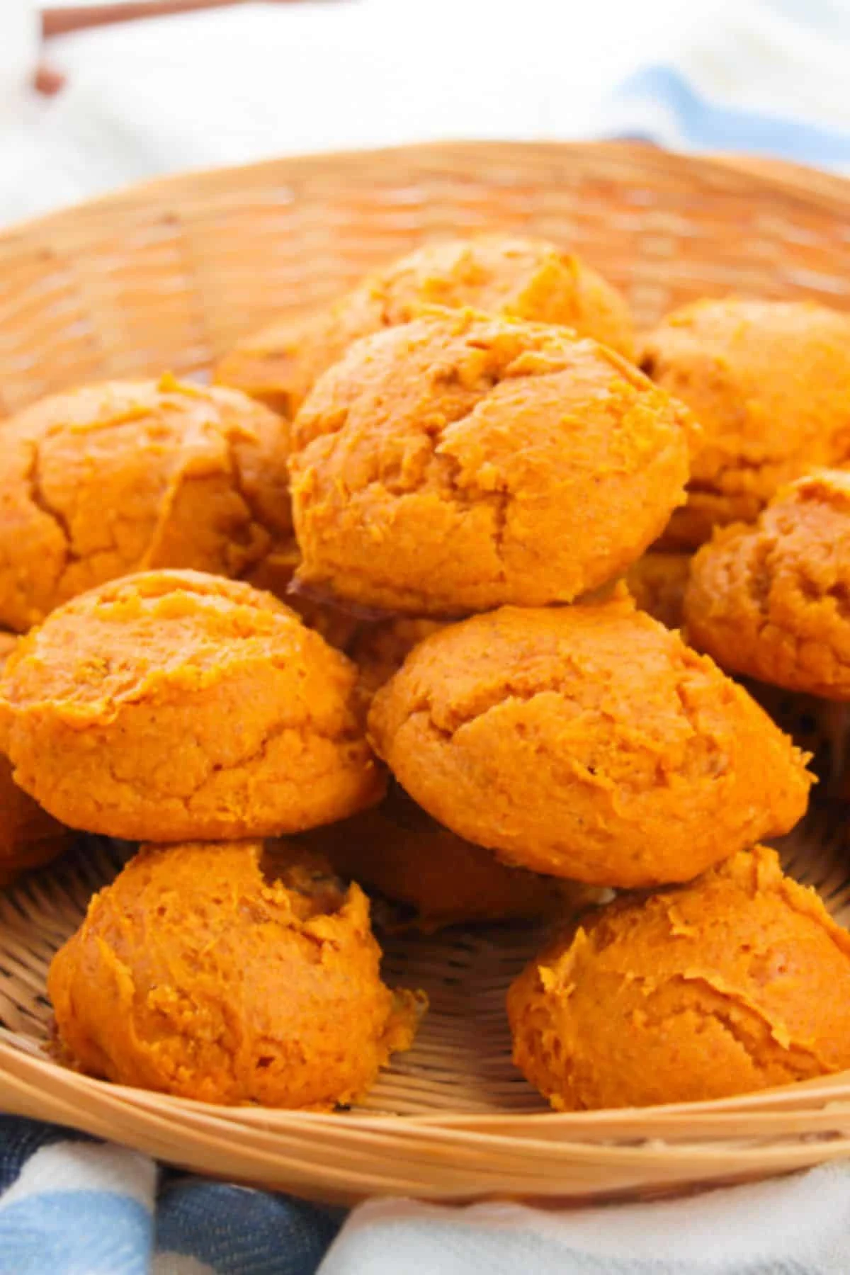 2 Ingredient Pumpkin Pie Spice Cookies