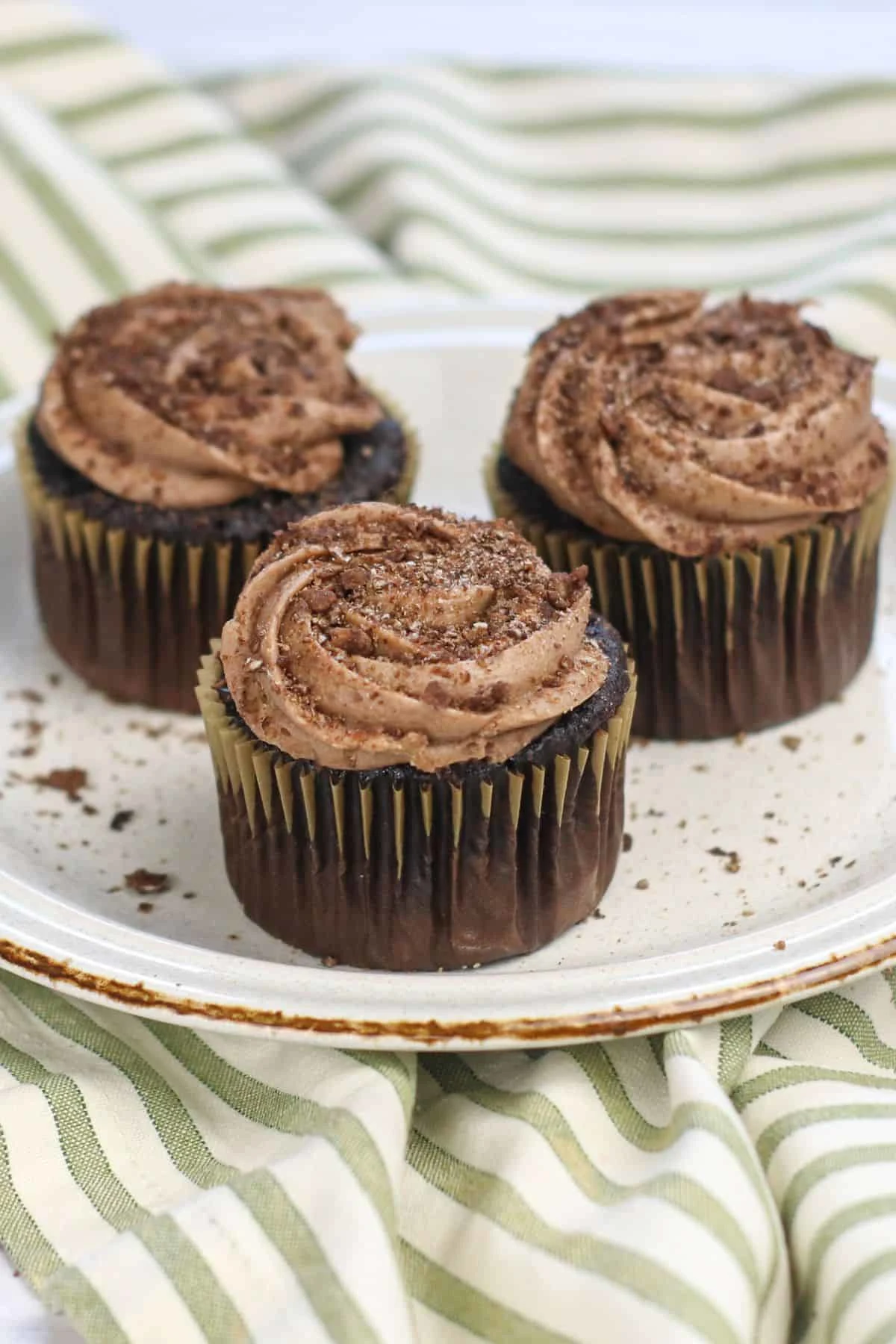 Cocoa Pebbles Cupcakes