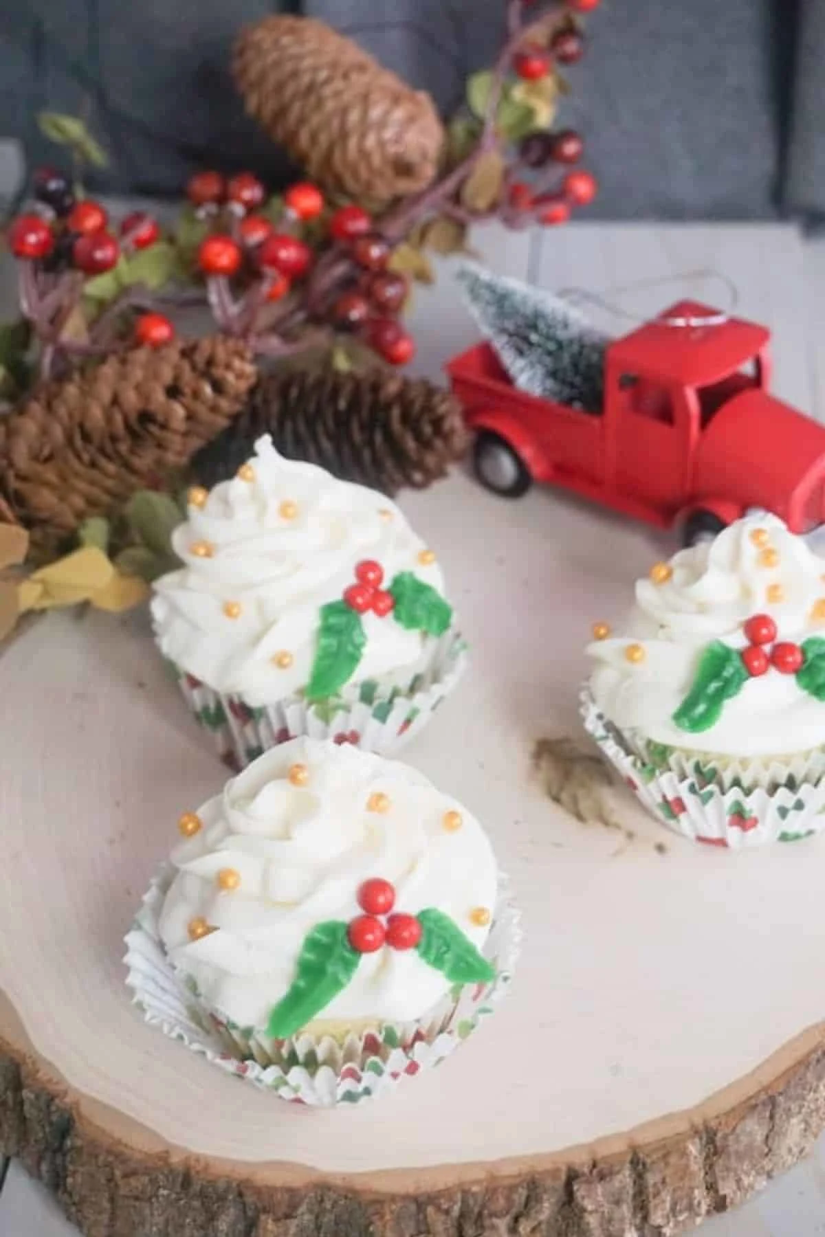 Christmas Holly Cupcakes
