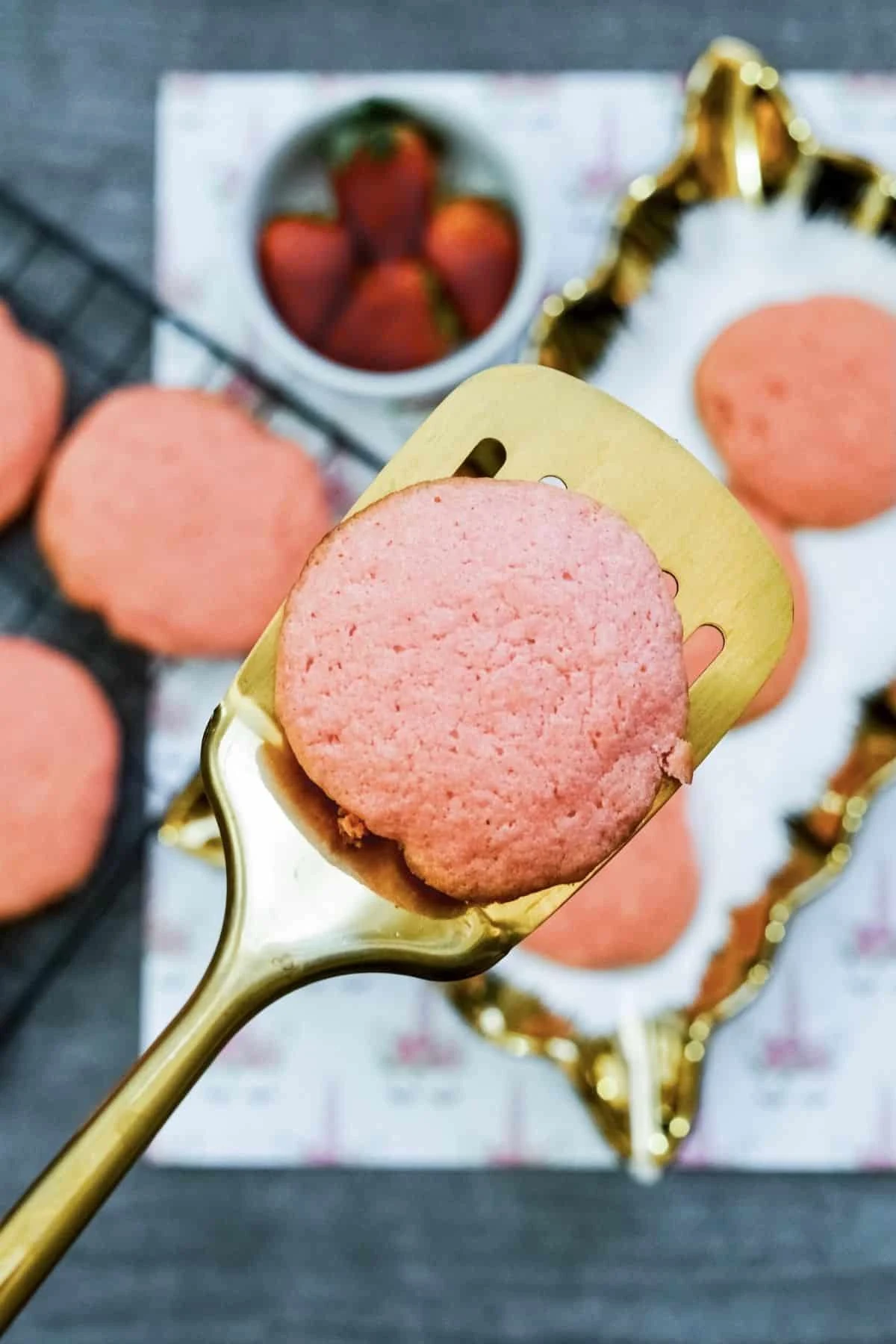 3 Ingredient Strawberry Cake Cookies