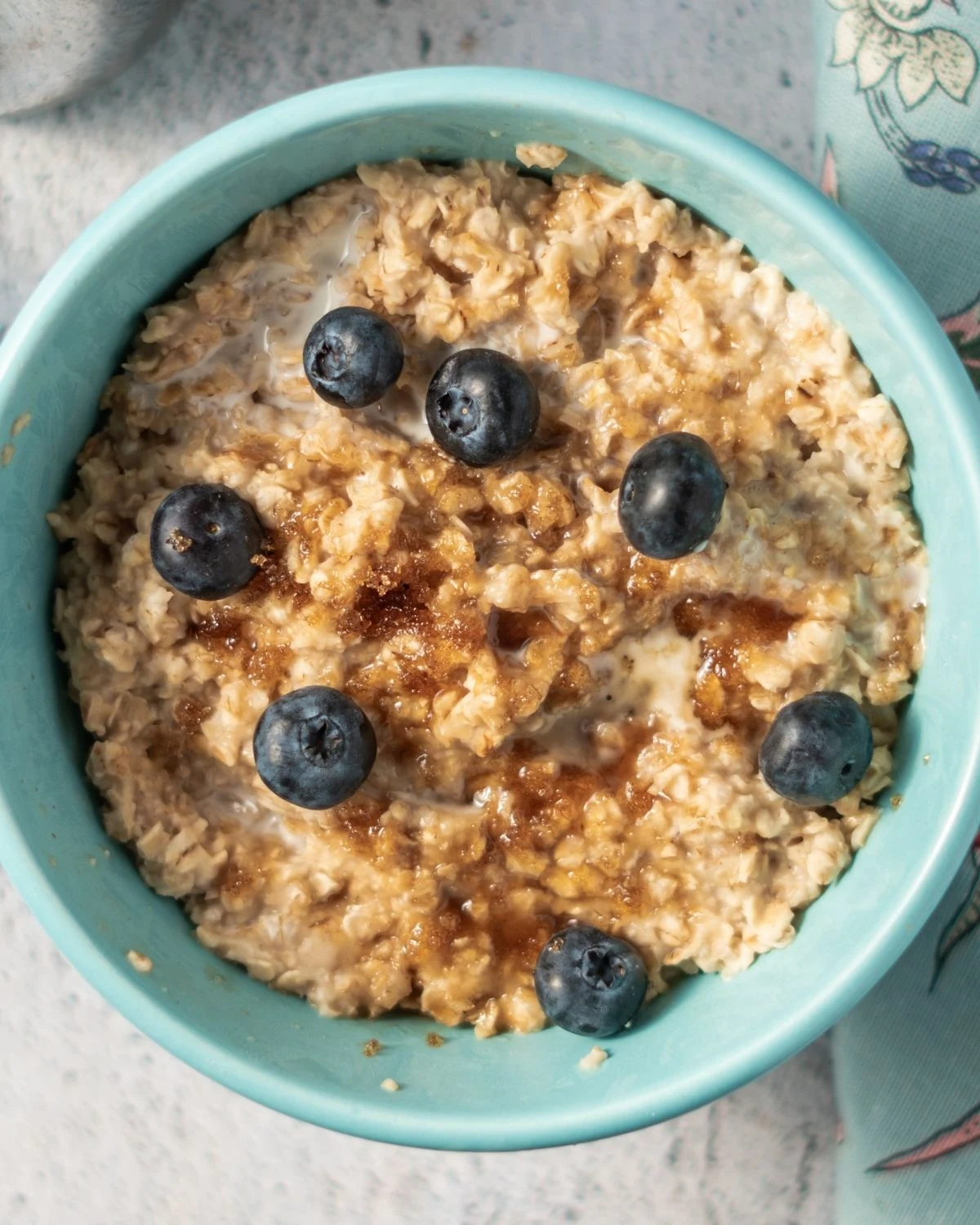 Oatmeal with Blueberries