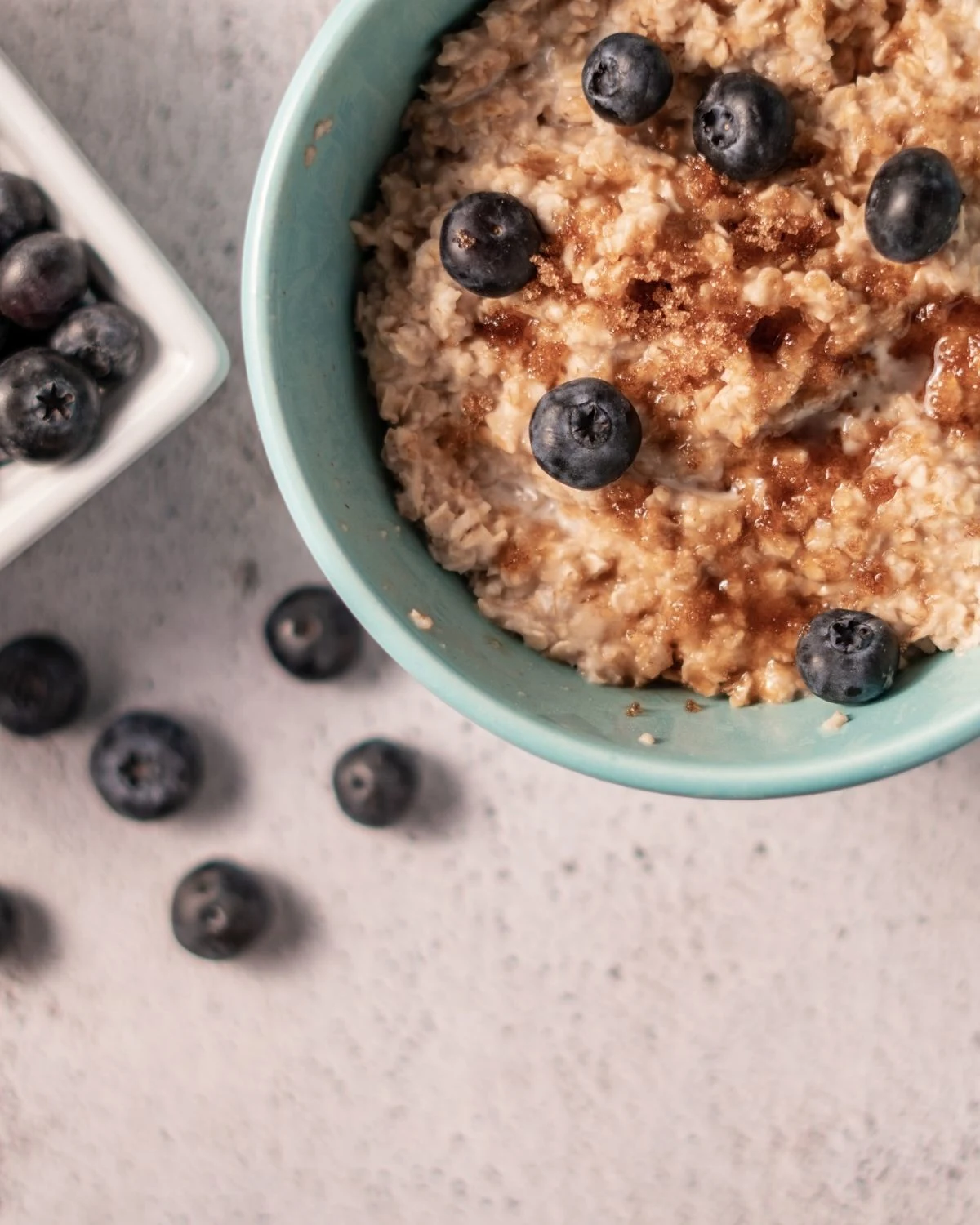 Oatmeal with Blueberries