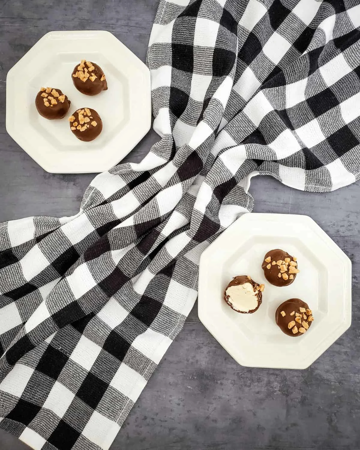 Toffee Cheesecake Bites