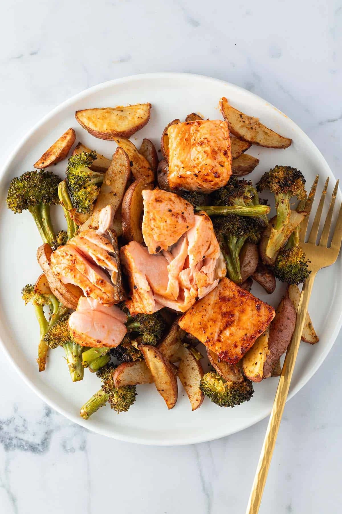 Baked Salmon with Potatoes