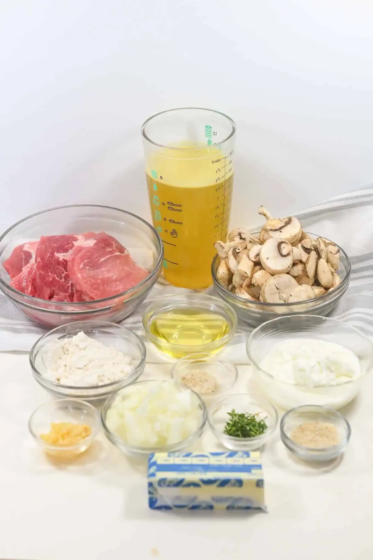 Pork Chops with Mushroom Gravy