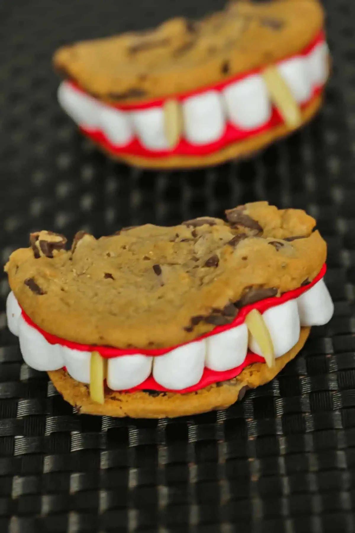 Vampire Cookie Fangs
