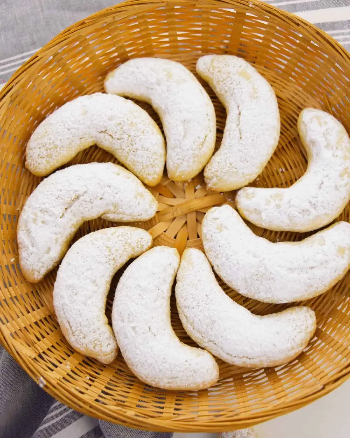 Crescent Almond Flavored Cookies