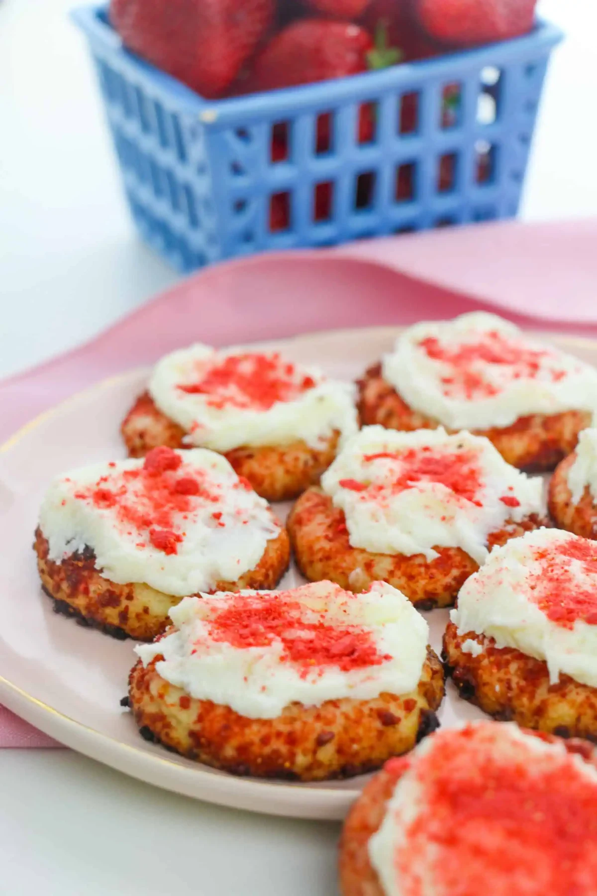 Strawberry Crunch Cookies