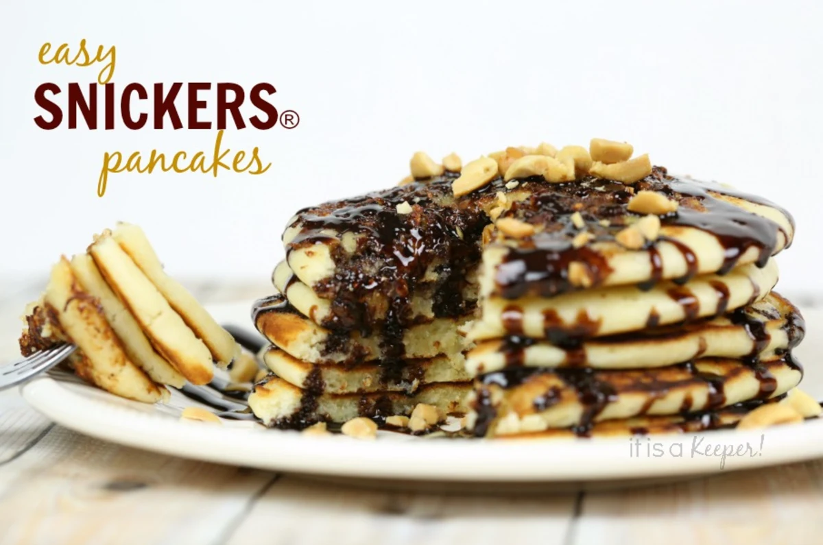 Snickers Pancakes