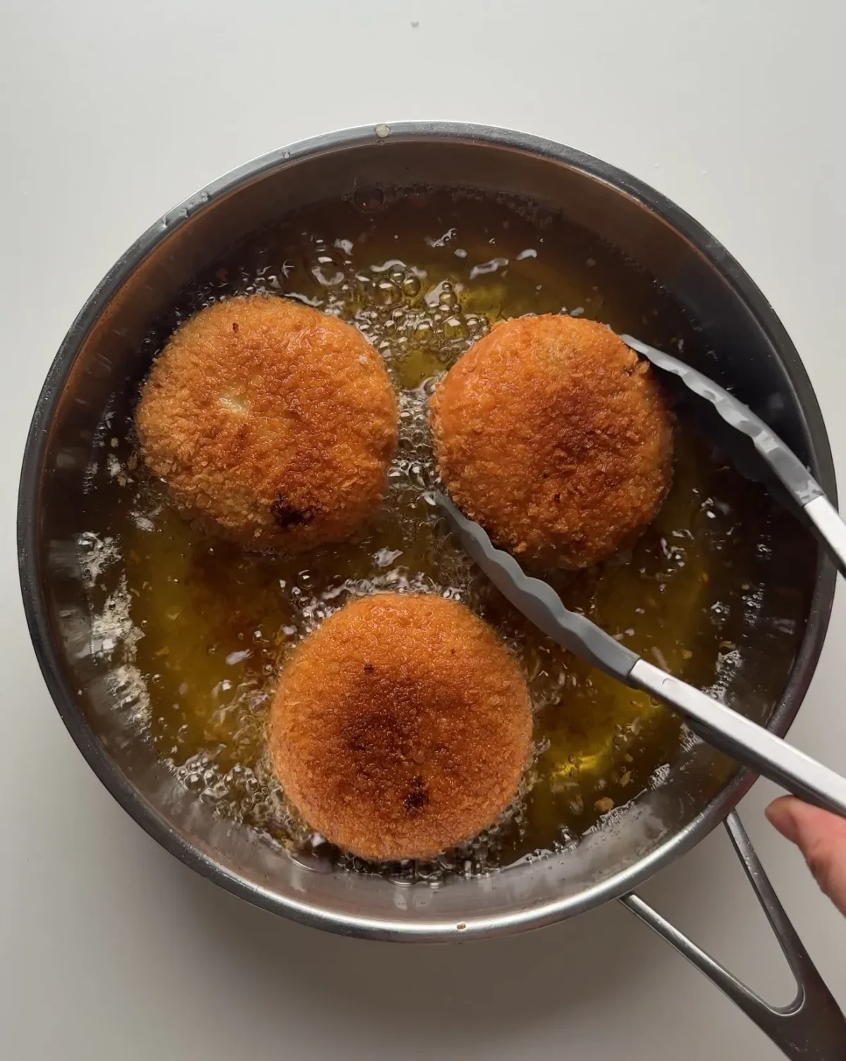 Crispy Cheeseburger Croquette Breads