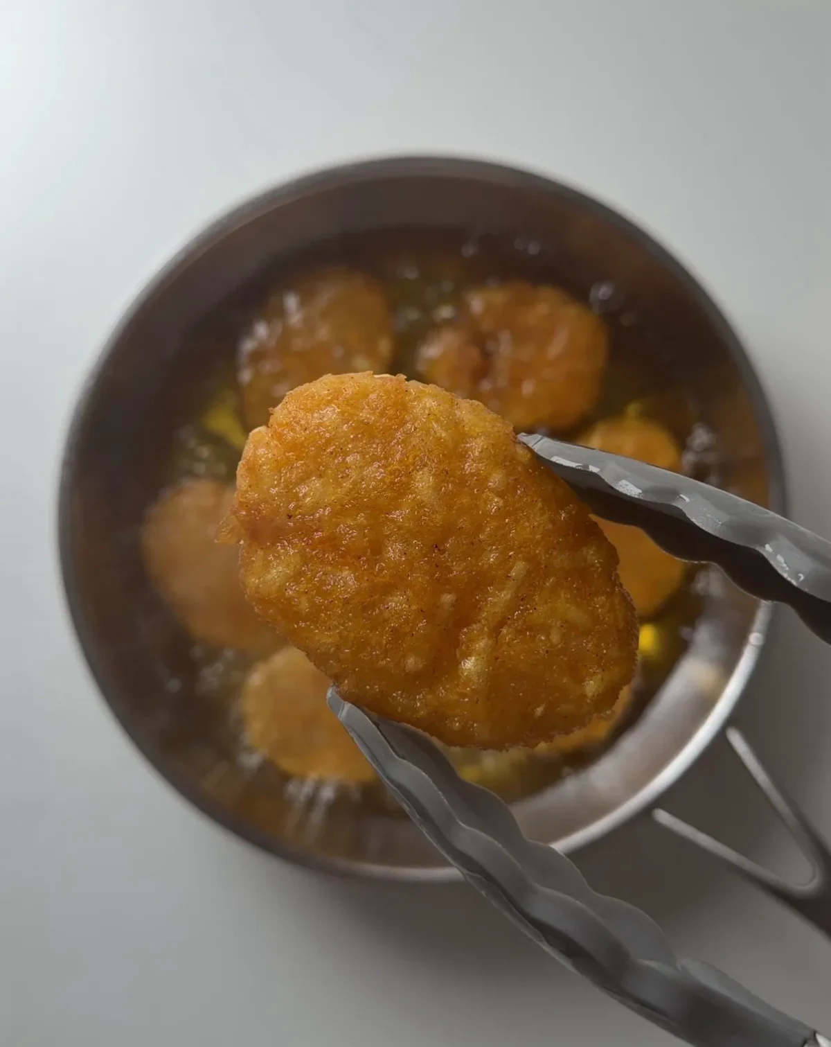Classic Hashbrowns with Homemade Ranch Sauce