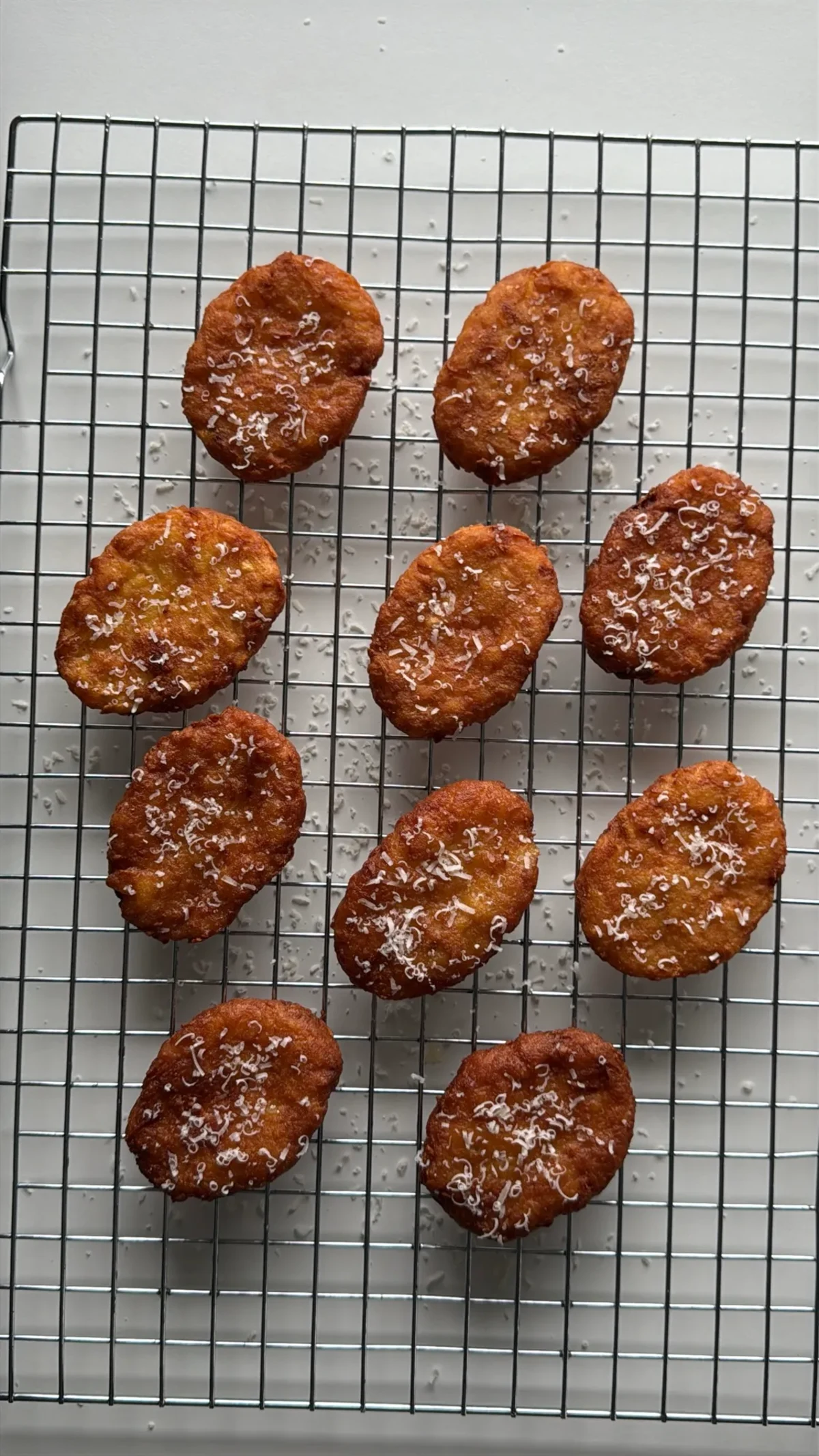 Crispy Garlic Parmesan Hash Browns