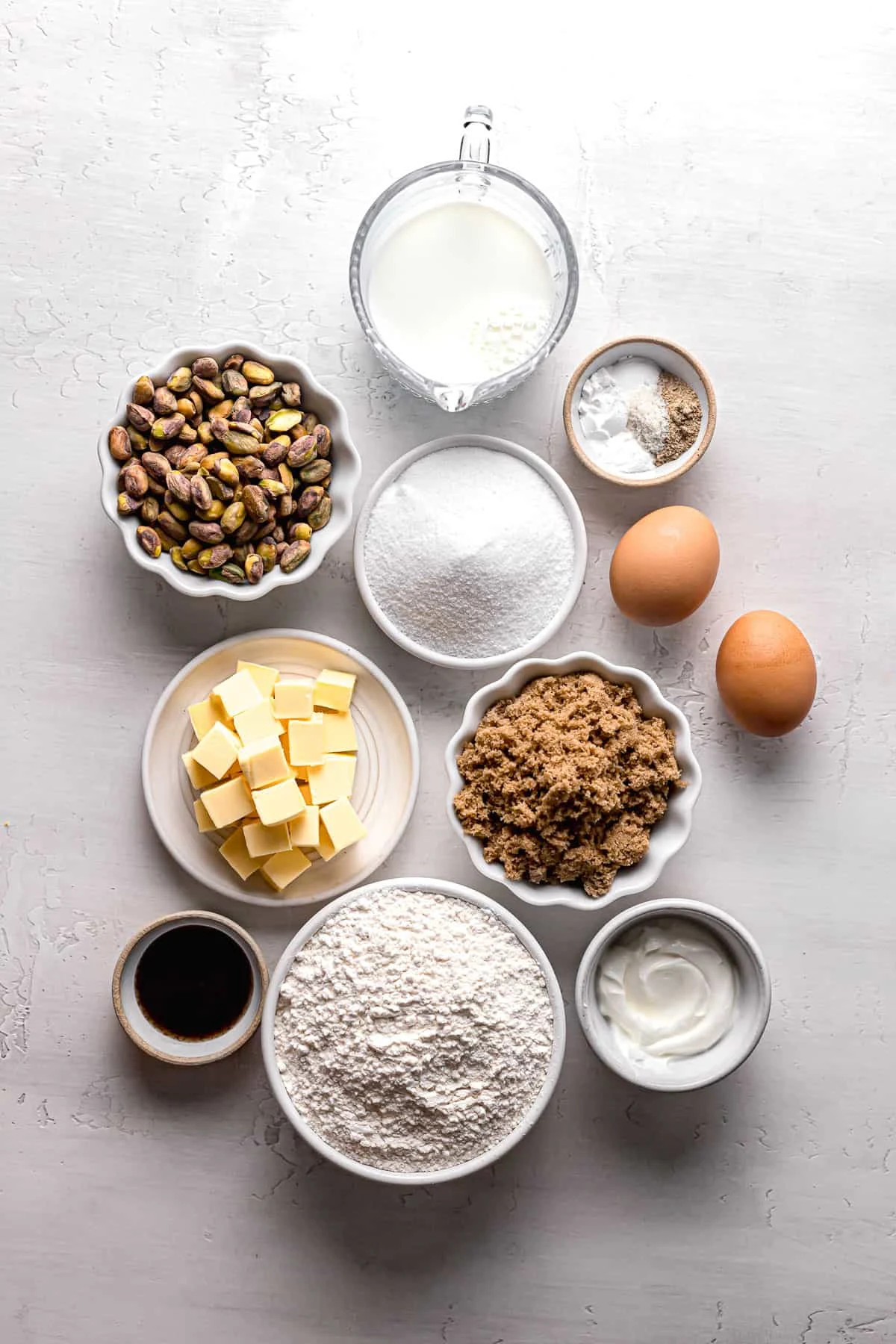 Pistachio Muffins with Oat Streusel