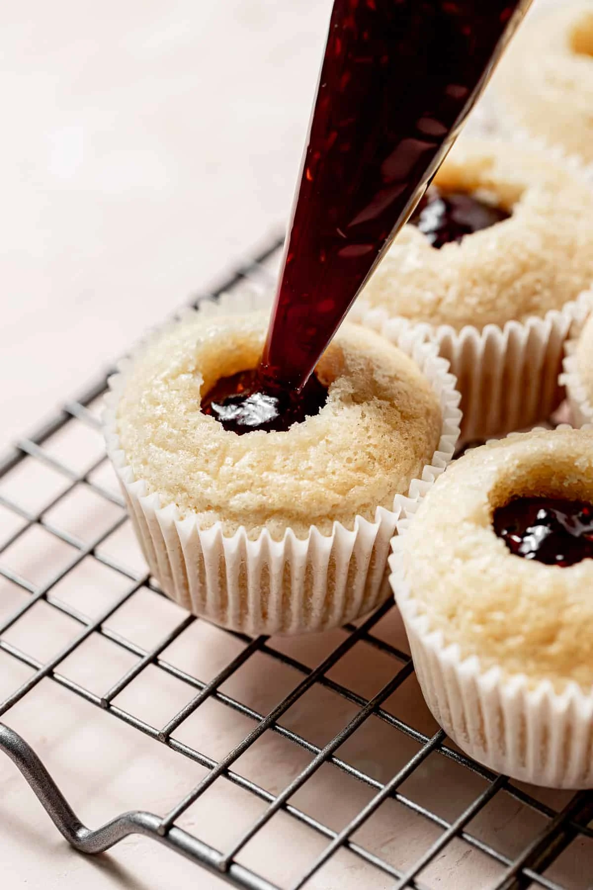 White Chocolate Raspberry Cupcakes