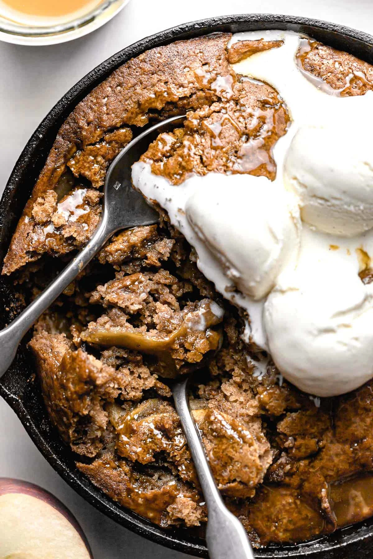Caramel Apple Skillet Dump Cake