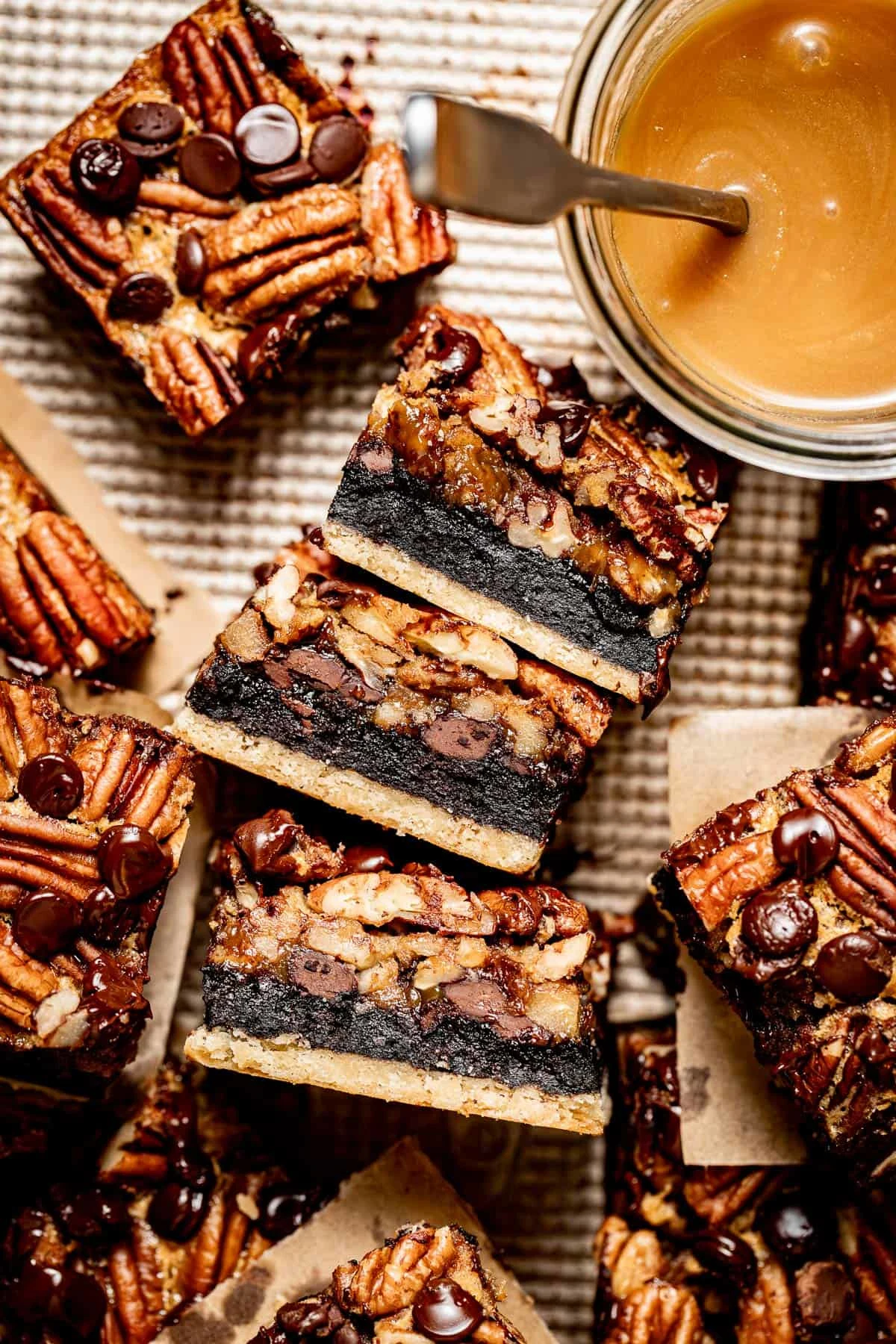 Turtle Pecan Pie Brownies