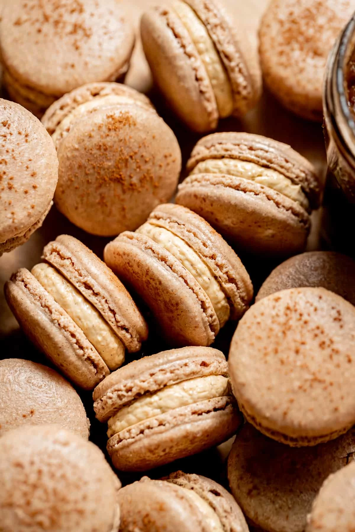 Apple Butter Macarons