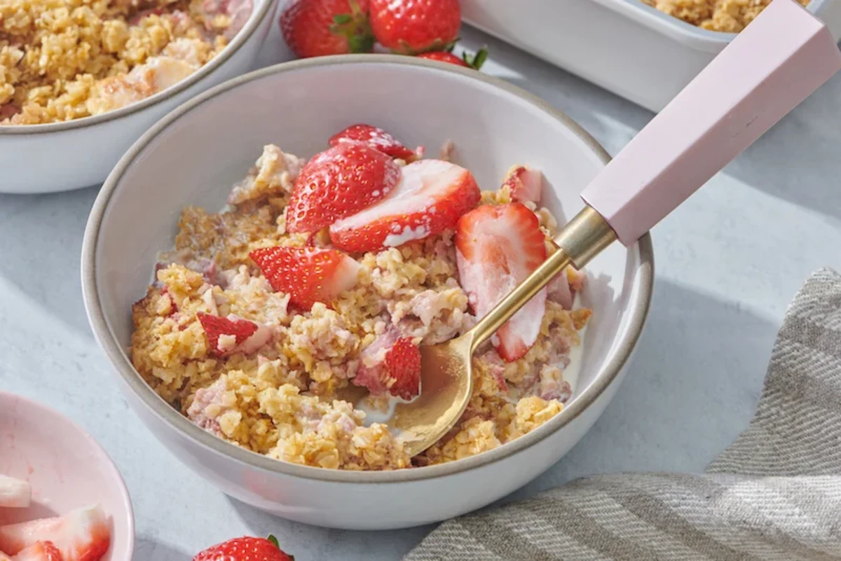 Strawberries and Cream Baked Oatmeal