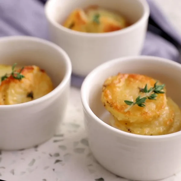 Individual Garlic Parmesan Potatoes Au Gratin cover