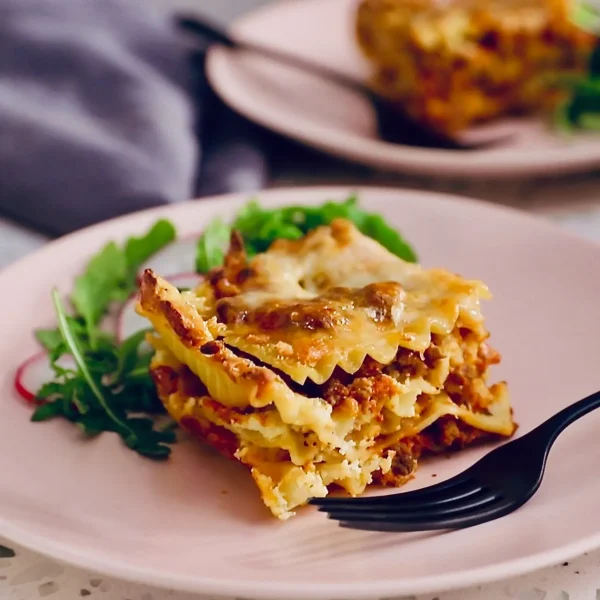 Easy Beef Lasagna cover