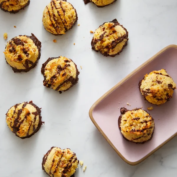 Keto Magic Coconut Macaroons cover