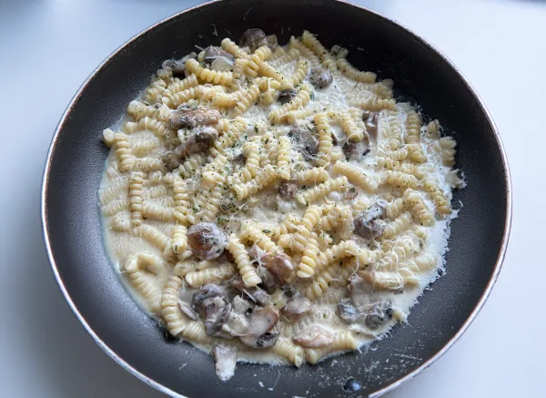 Truffle Mushroom Cream Pasta cover