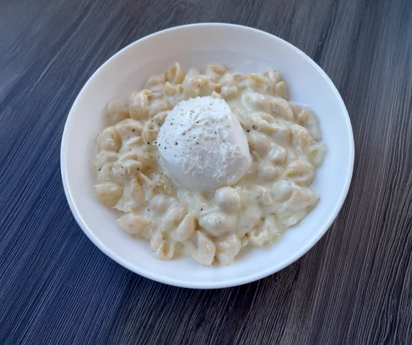 Creamy Truffle Pasta with Truffle Burrata cover