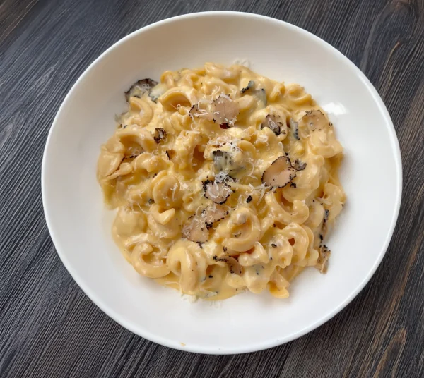Truffle Mac & Cheese with Cascatelli cover