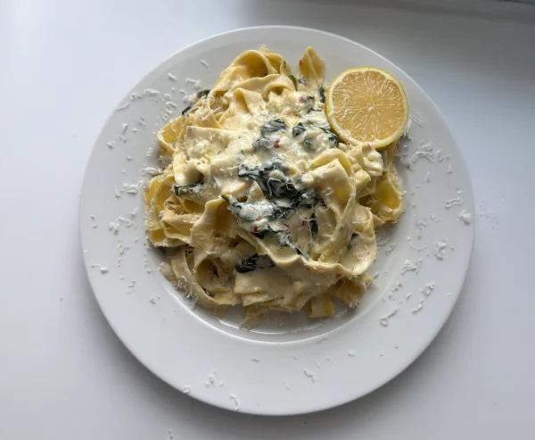 Creamy Lemon Spinach Tagliatelle cover
