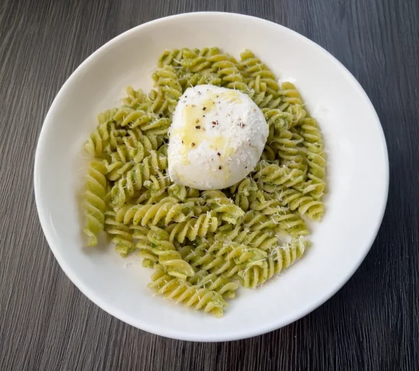 Pesto and Burrata Pasta cover