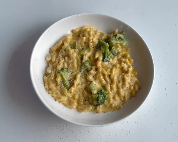 Broccoli Cheddar Pasta cover