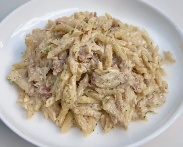 Chicken Bacon Ranch Pasta cover