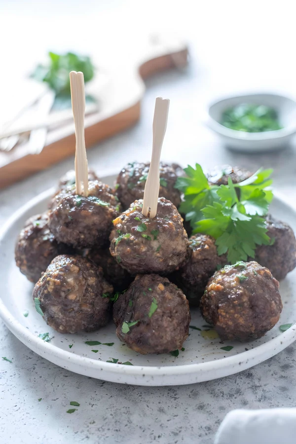 Easy Air Fryer Meatballs cover
