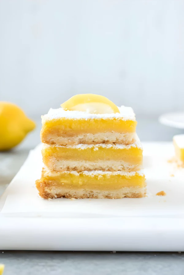 Easy Lemon Bars Recipe cover