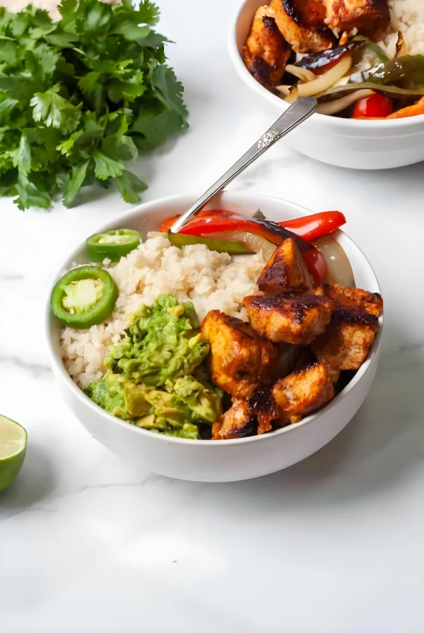 Whole30 Chicken Fajita Bowls cover