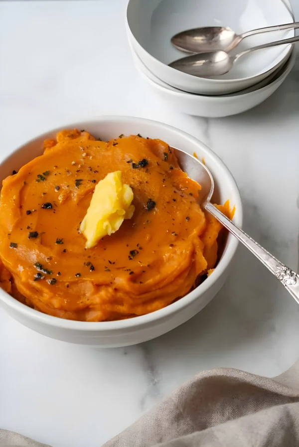 Whole30 Mashed Sweet Potatoes cover