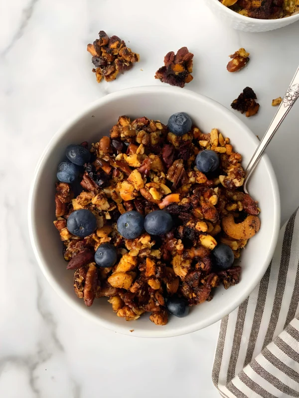 Paleo Gingerbread Granola cover