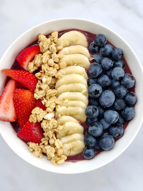 Vegan Acai Bowl (Easy Homemade) cover