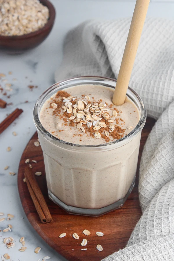 Oatmeal Cookie Smoothie cover