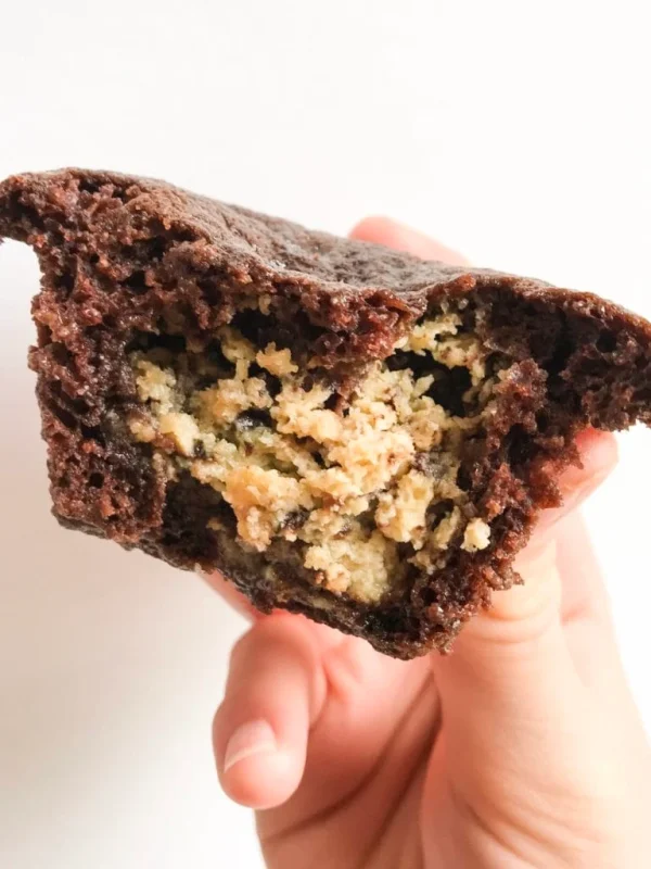 Mint Chocolate Cheesecake Cupcakes cover