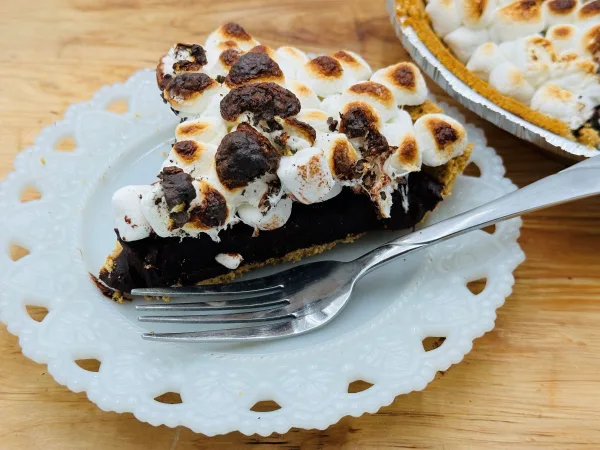 S’mores Pie cover