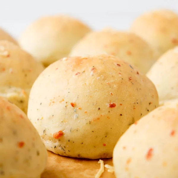 Italian Herb Dinner Rolls cover