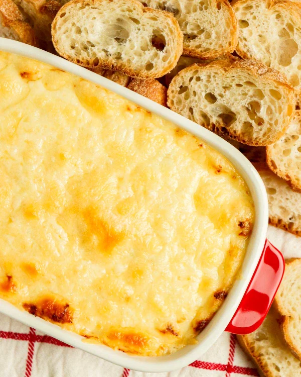 Creamy Garlic Artichoke Dip cover