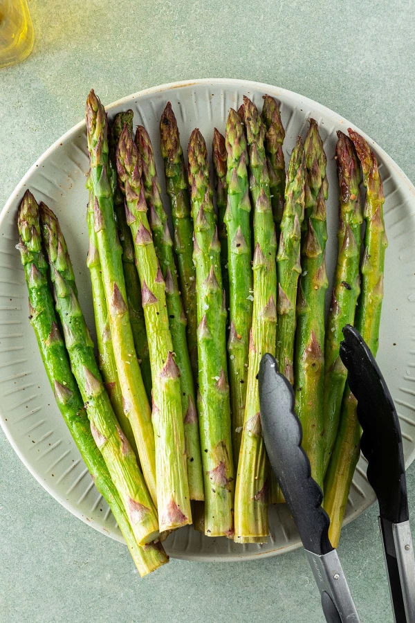 Oven-Roasted Asparagus cover