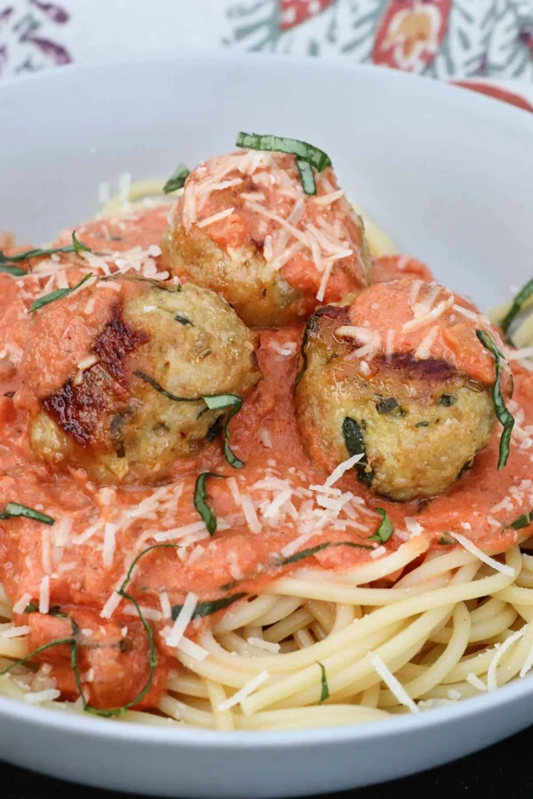 Spaghetti and Chicken Parmesan Meatballs cover