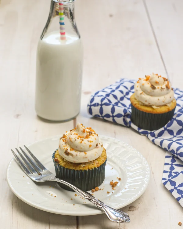 Butterfinger Cupcakes cover